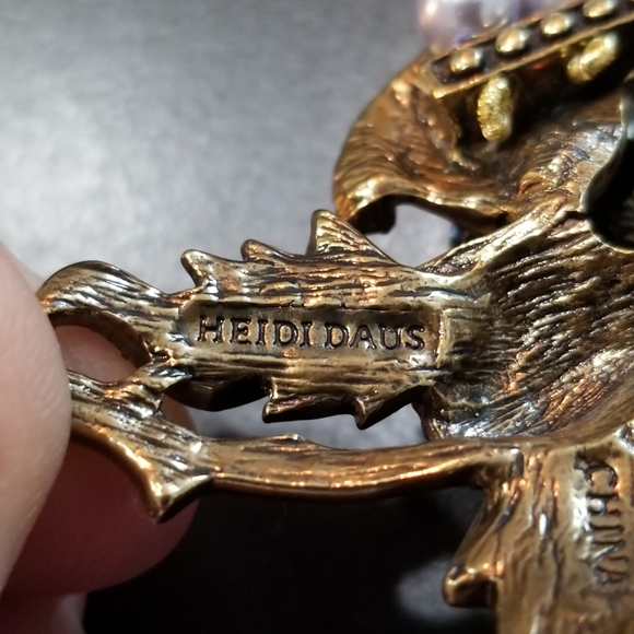 Heidi Daus Tanzanite Swarovski Crystal Rose w/ Triple Strand Blue Pearls - Picture 3 of 6